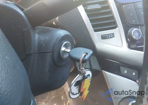 2014 Chevrolet Cruze 1Lt Auto из США, поврежденный, VIN 1G1PC5SB0E7466987